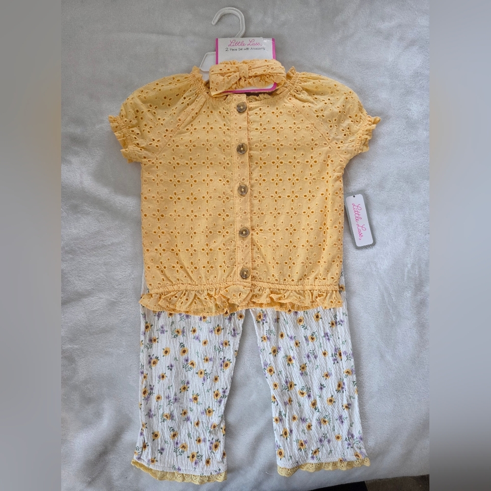 Little Lass Yellow Floral Short Sleeve / Pant Set Size 6 Crinkle fabric